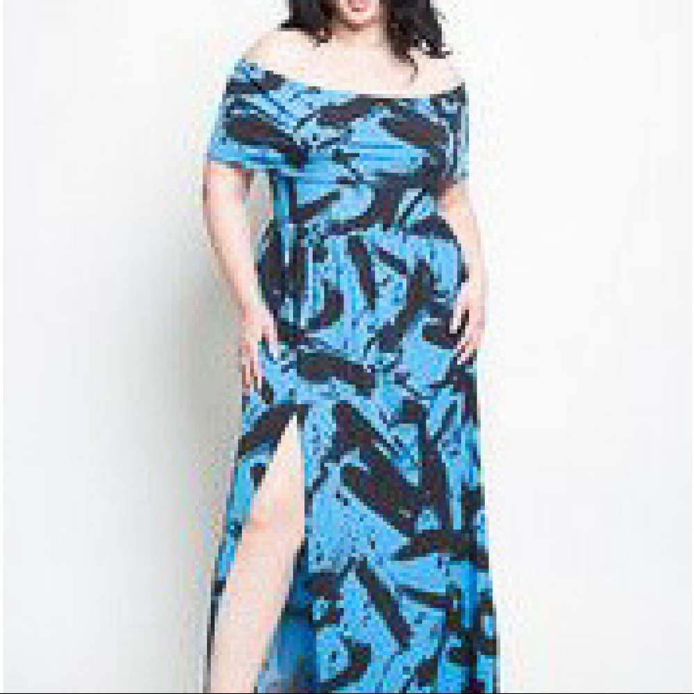 Plus Size Off the Shoulder Maxi Dress